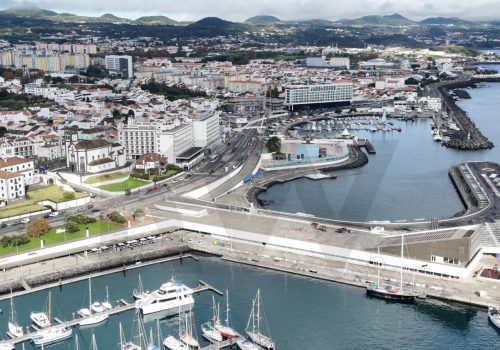 5f7496e0-7579-417a-9e85-59e458346dc2