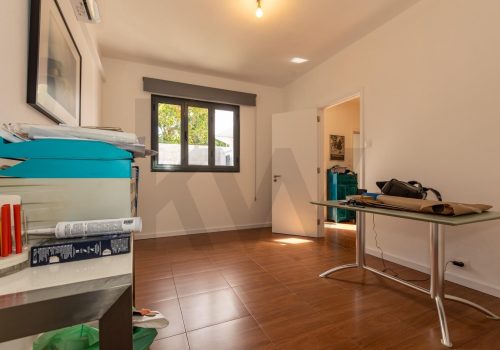 deebd833-e27c-4738-ab54-888d15489183