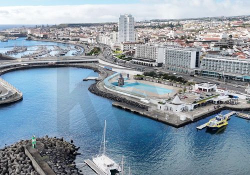 effde005-97ad-4b8f-b1de-a823835f48e3