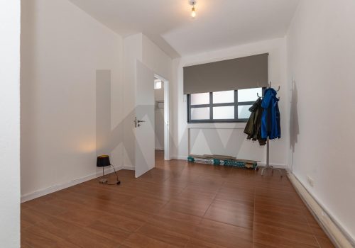 f5fcd502-03be-4db0-b891-7431e7abe72e